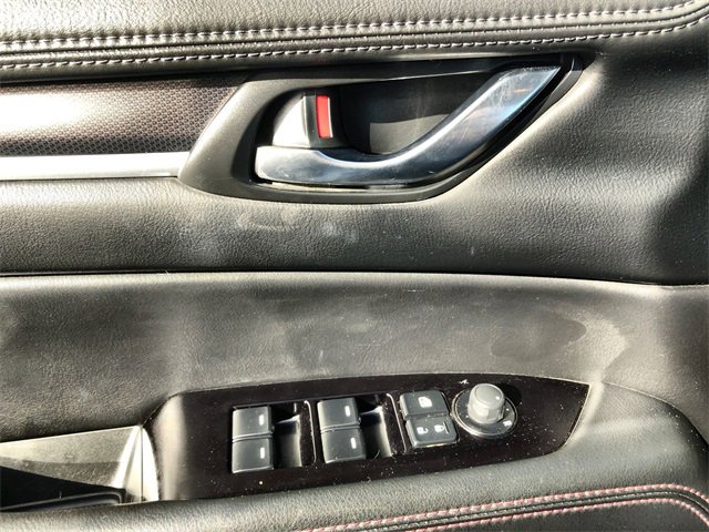 Used 2025 MAZDA CX-5 Carbon Edition image 13