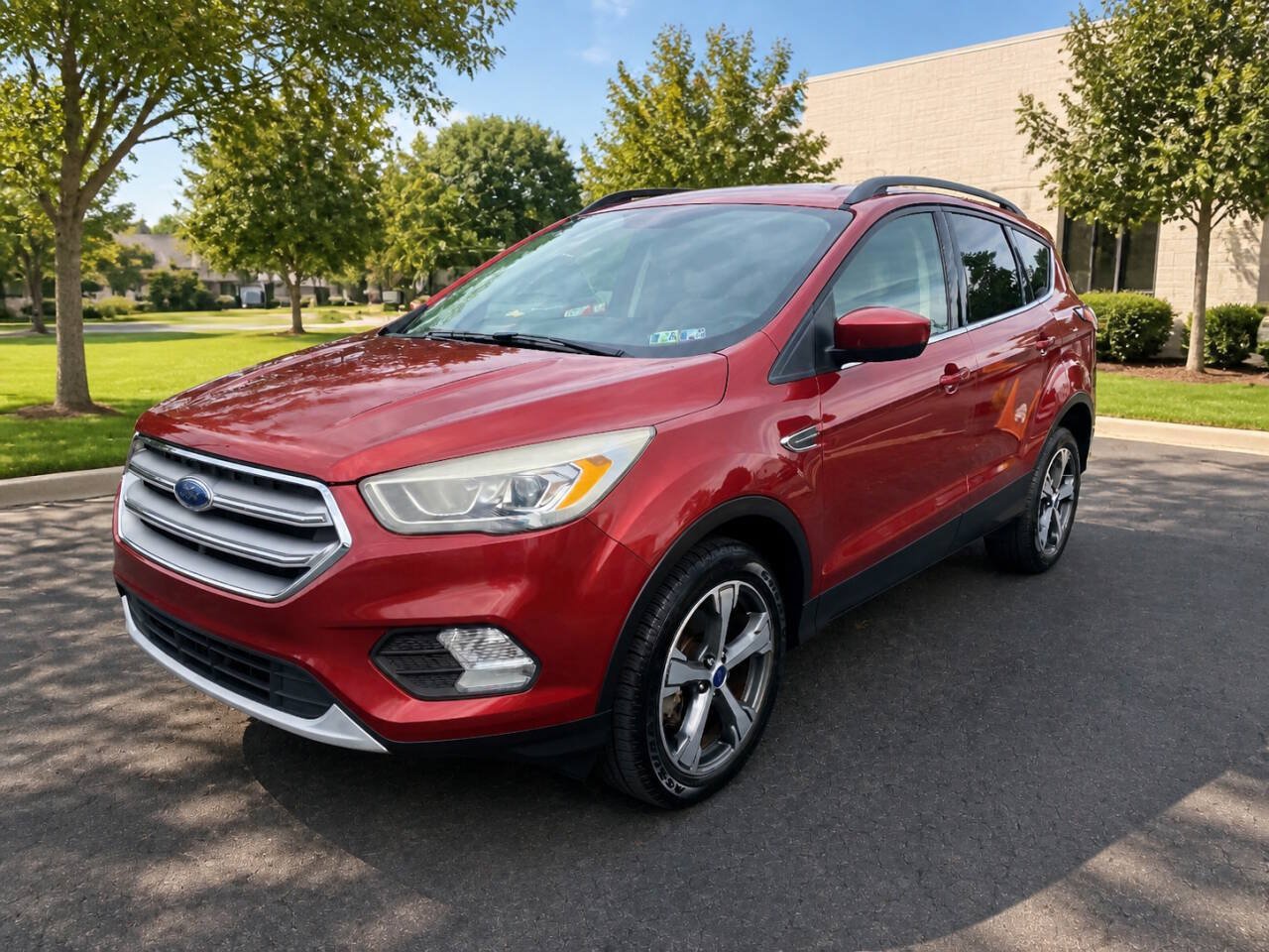 Used 2017 Ford Escape SE w/ Equipment Group 201A