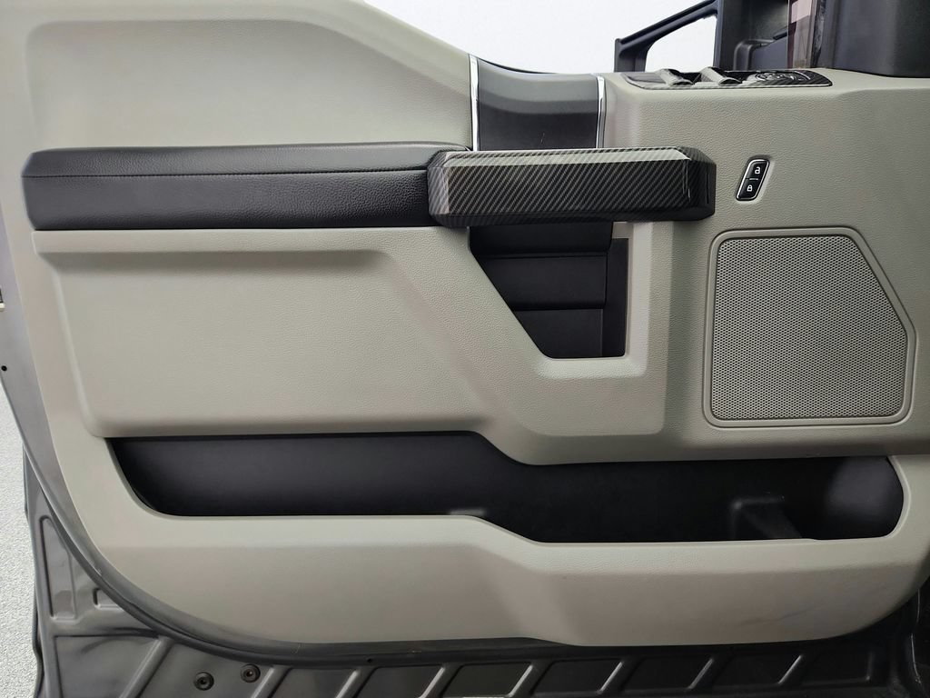 Used 2018 Ford F150 XLT AWD/4WD image 17