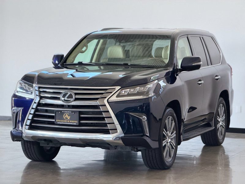 Used 2016 Lexus LX 570 4WD w/ Luxury Package image 3