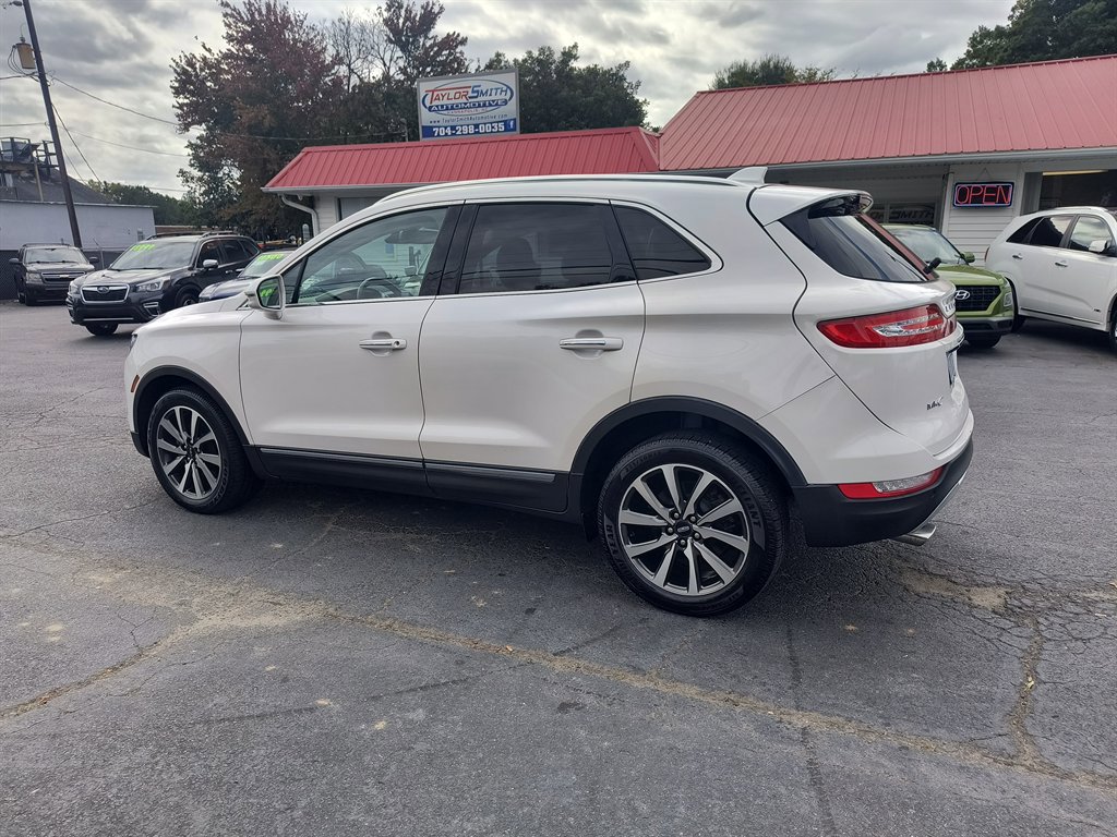Used 2019 Lincoln MKC Reserve w/ MKC Climate Package image 3