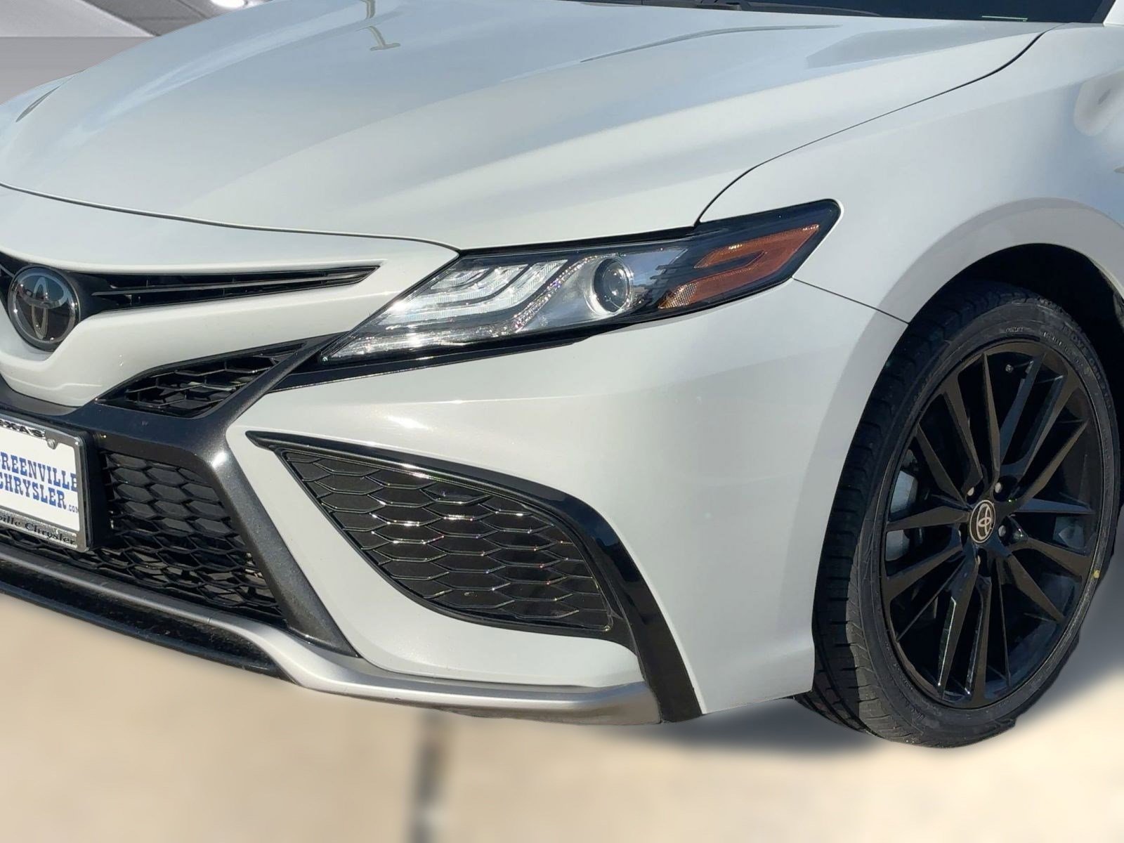 Used 2024 Toyota Camry XSE image 11