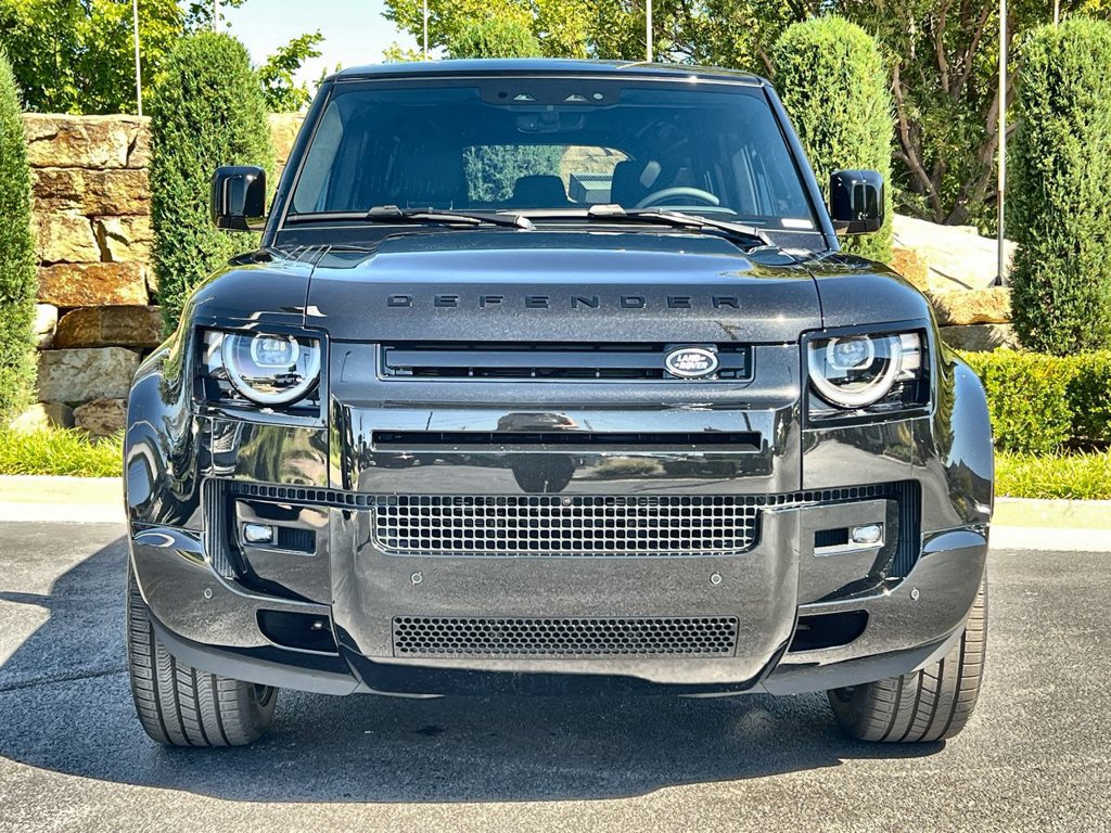 New 2026 Land Rover Defender 110 X-Dynamic SE AWD/4WD image 8