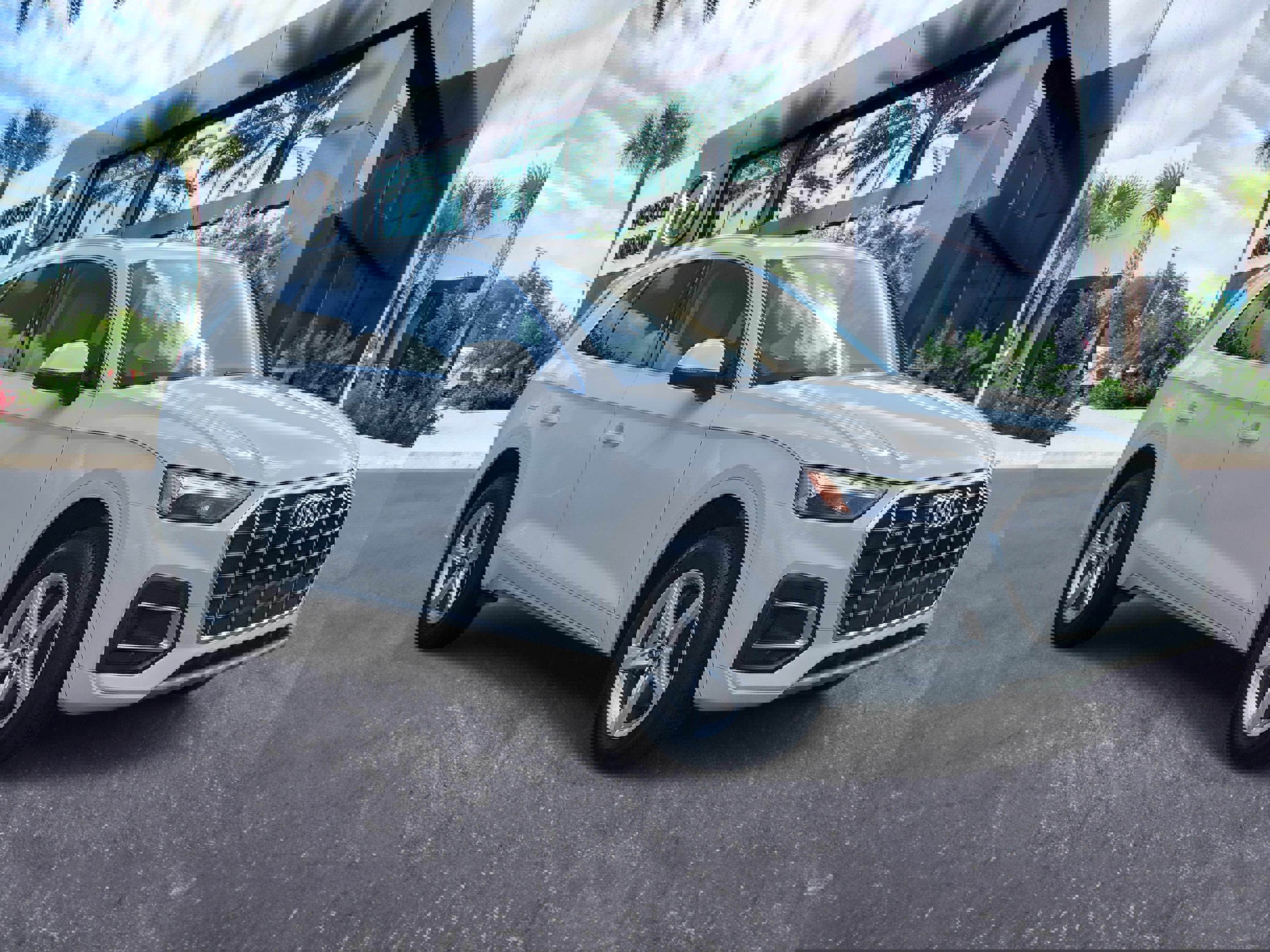 Used 2023 Audi Q5 2.0T Premium image 3