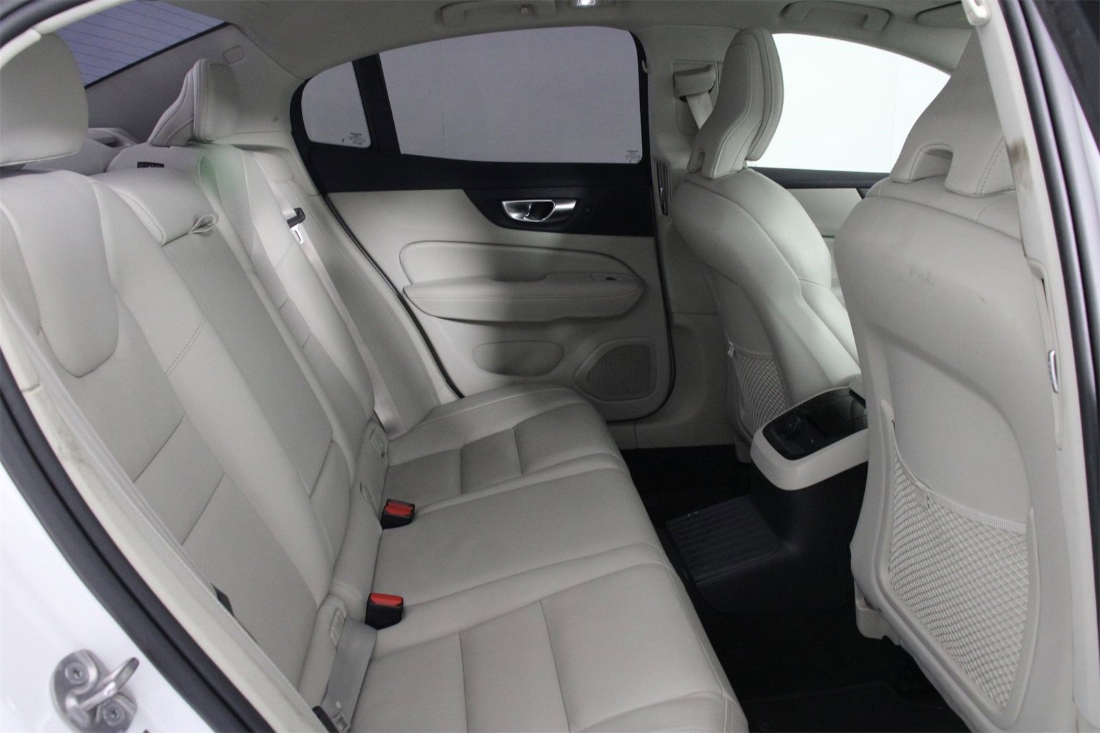 Certified 2025 Volvo S60 T8 Plus w/ Climate Package image 30