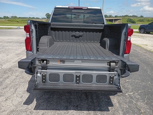 Used 2024 Chevrolet Silverado 1500 RST AWD/4WD image 10