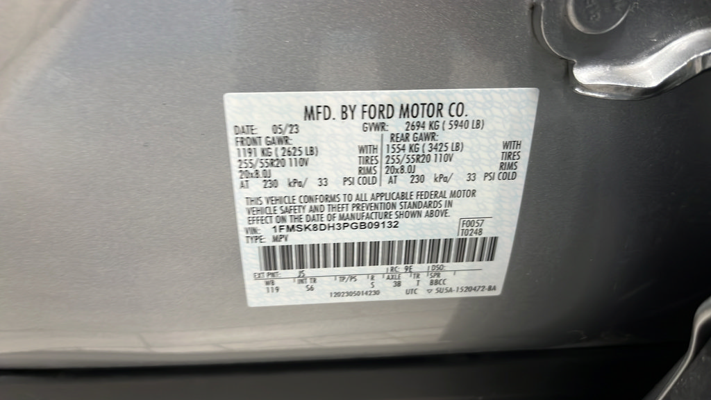 Used 2023 Ford Explorer XLT w/ Equipment Group 202A AWD/4WD image 27