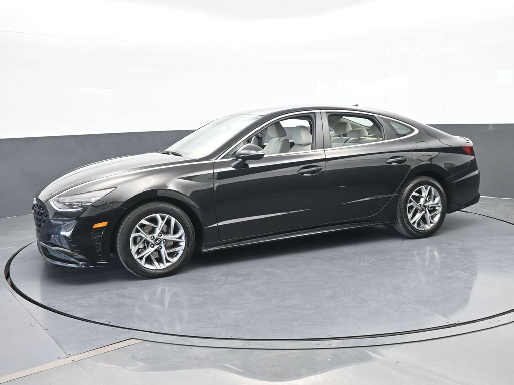 Used 2023 Hyundai Sonata SEL image 2