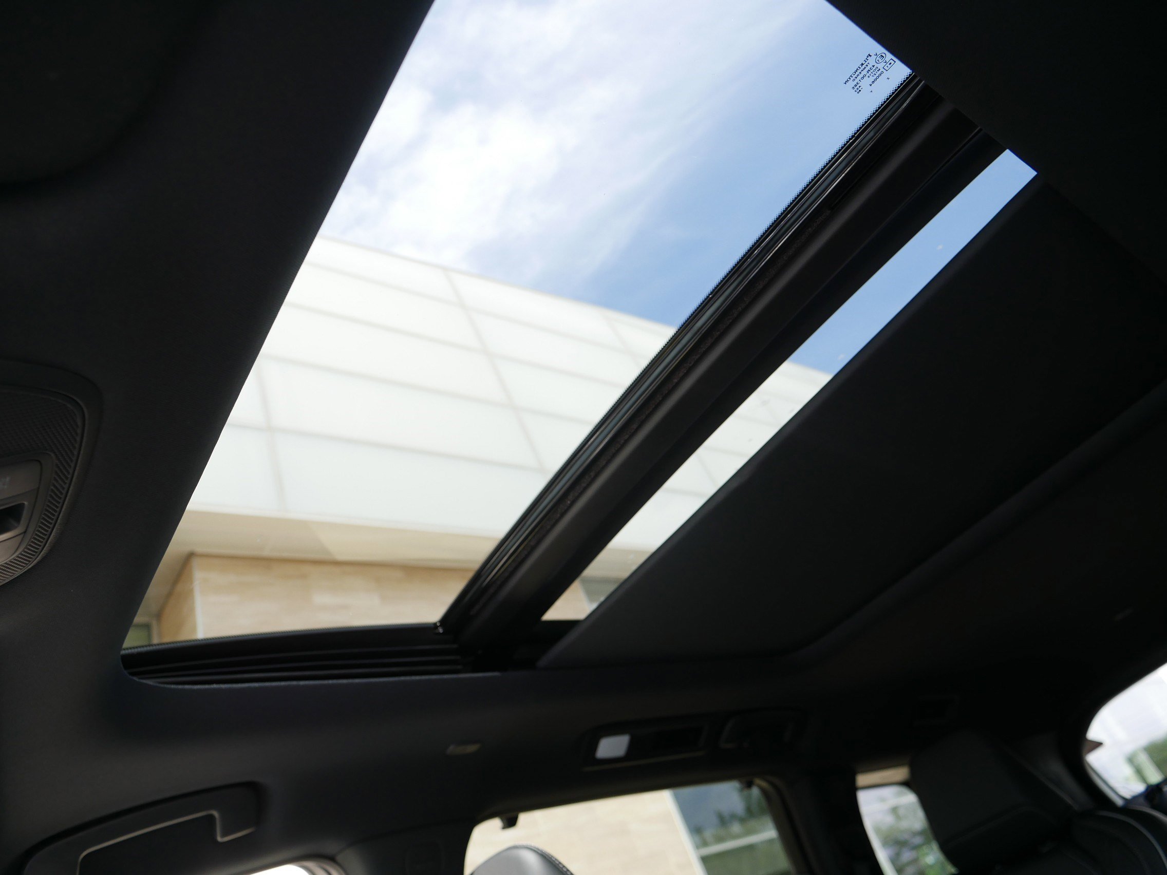 Certified 2025 INFINITI QX60 Autograph w/ Lighting Package (N94) image 32