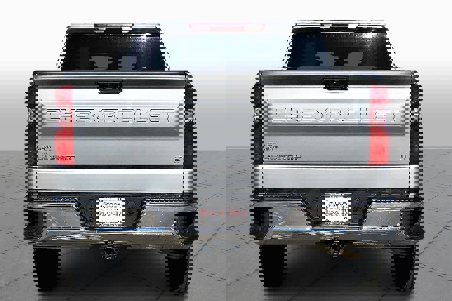 Used 2025 Chevrolet Silverado 1500 LT image 5