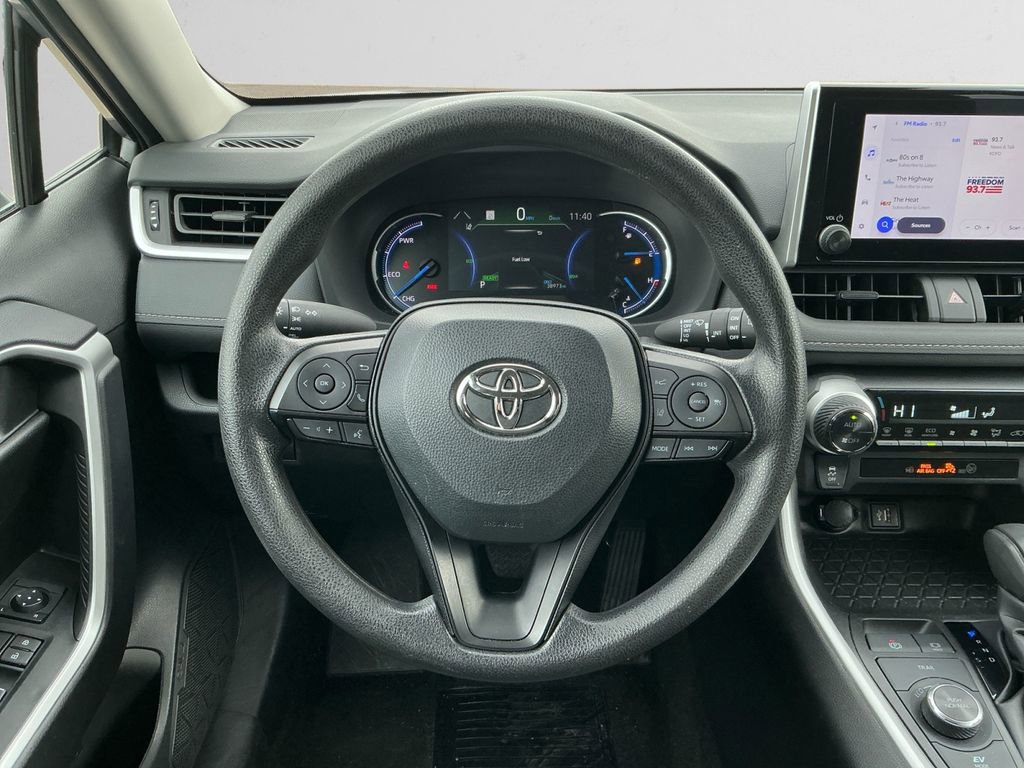 Used 2024 Toyota RAV4 XLE image 12