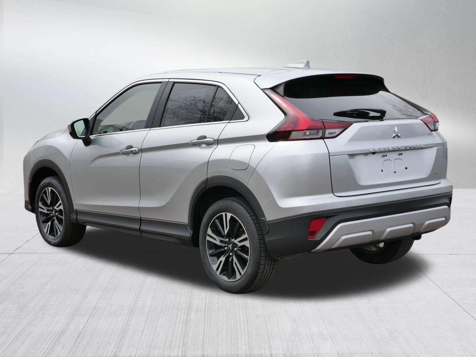Used 2024 Mitsubishi Eclipse Cross SE image 5
