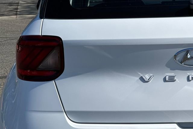 Used 2025 Hyundai Venue SEL FWD image 46