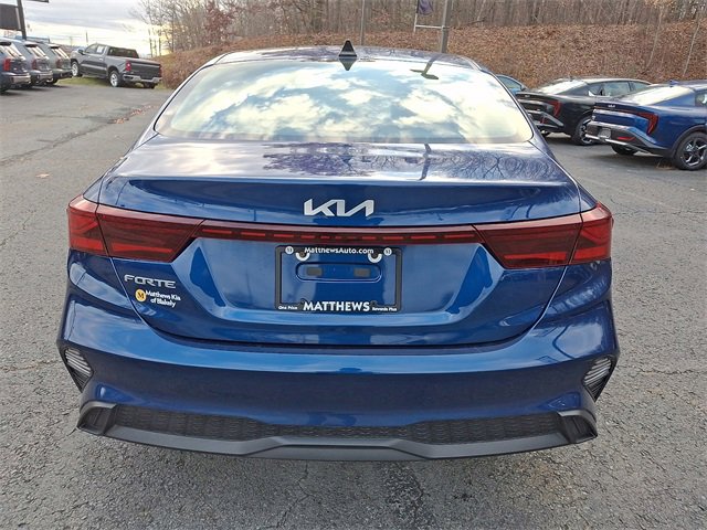 Used 2023 Kia Forte LXS image 5