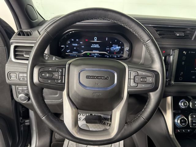 Used 2024 GMC Yukon Denali image 30
