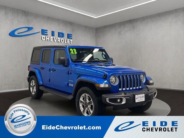Used 2023 Jeep Wrangler Sahara AWD/4WD image 1