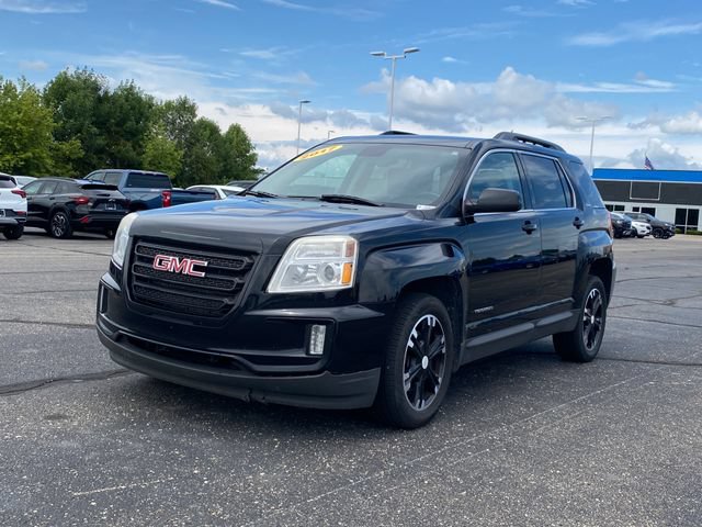 Used 2017 GMC Terrain SLE w/ Nightfall Package FWD image 1