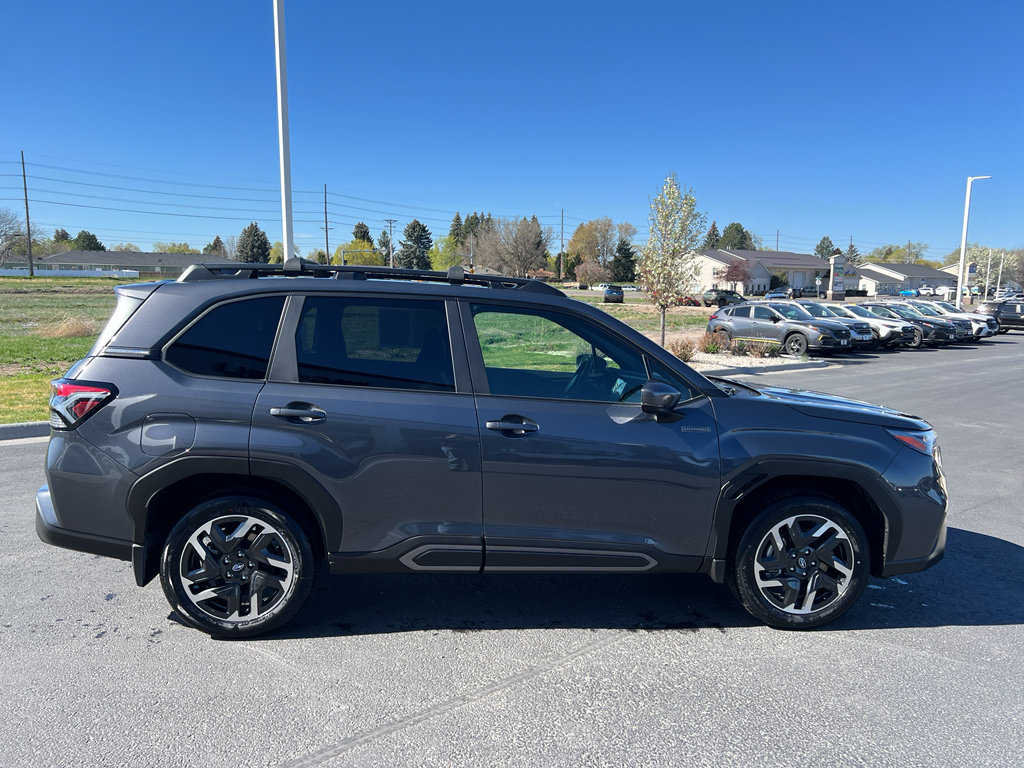 Certified 2025 Subaru Forester Limited w/ Protection Package (1PH) AWD/4WD image 40