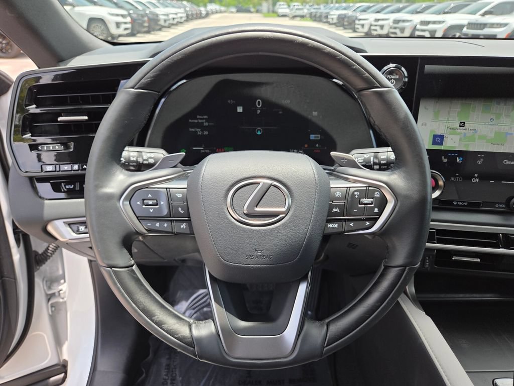 Used 2025 Lexus RX 350h w/ Accessory Package (Z1) AWD/4WD image 33