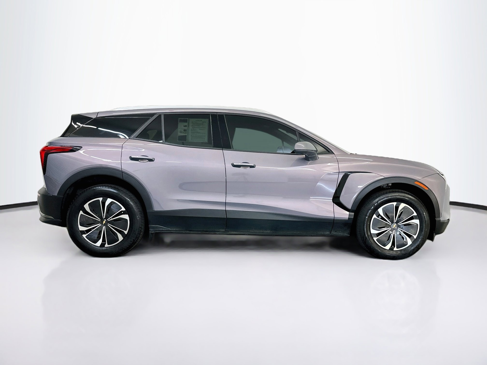 Used 2024 Chevrolet Blazer EV LT AWD/4WD image 10