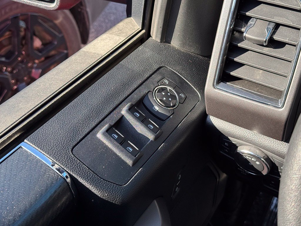 Certified 2019 Ford F150 XLT w/ Equipment Group 302A Luxury AWD/4WD image 38