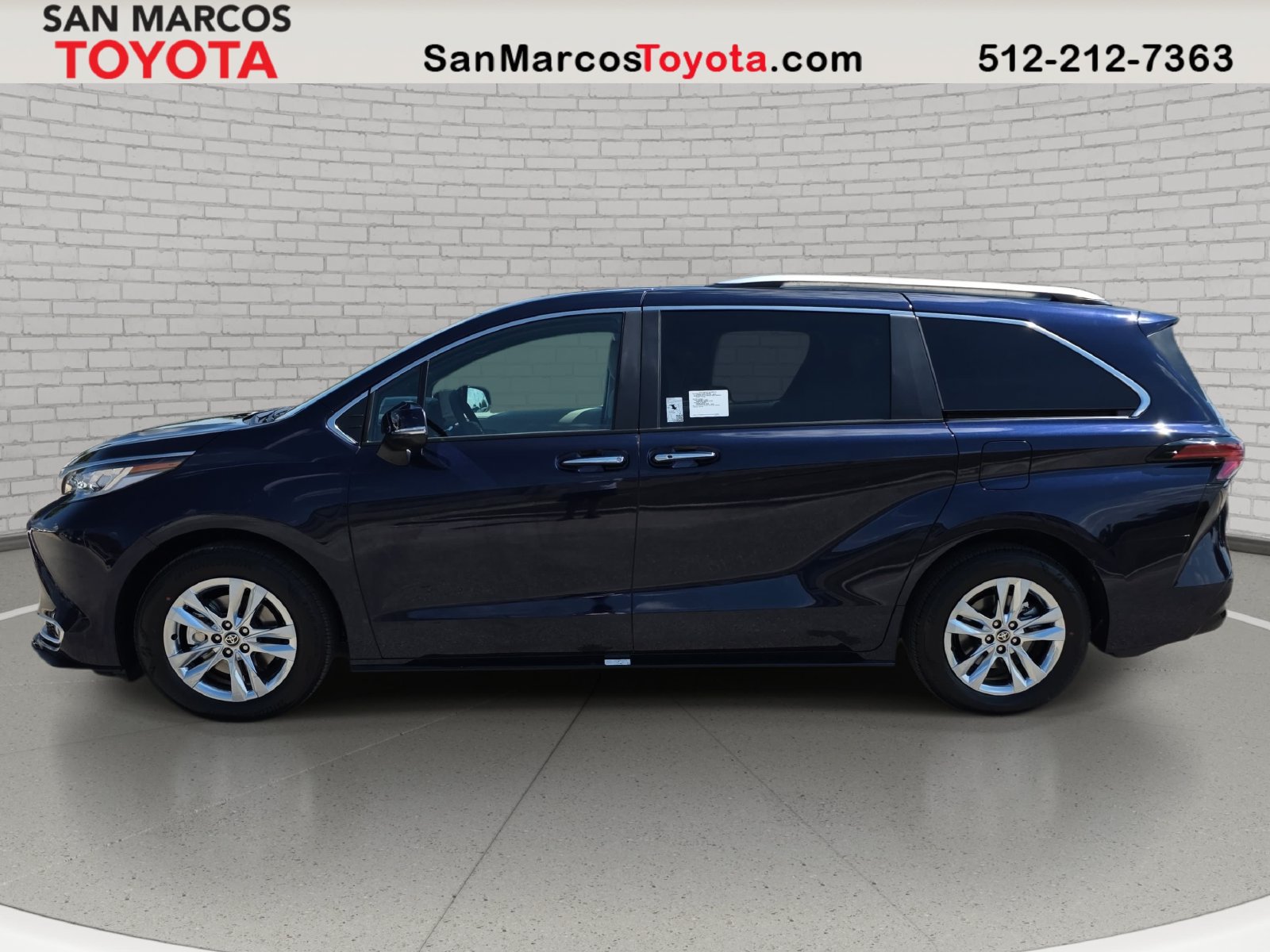 New 2026 Toyota Sienna Limited FWD image 8