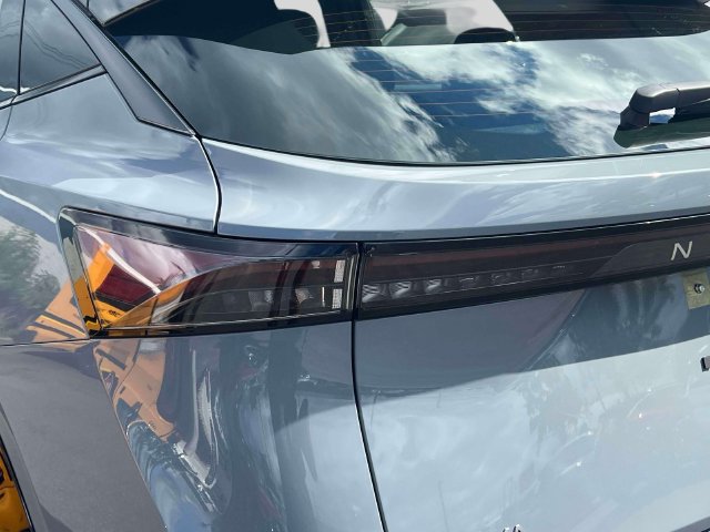 Certified 2024 Nissan Ariya AWD image 8