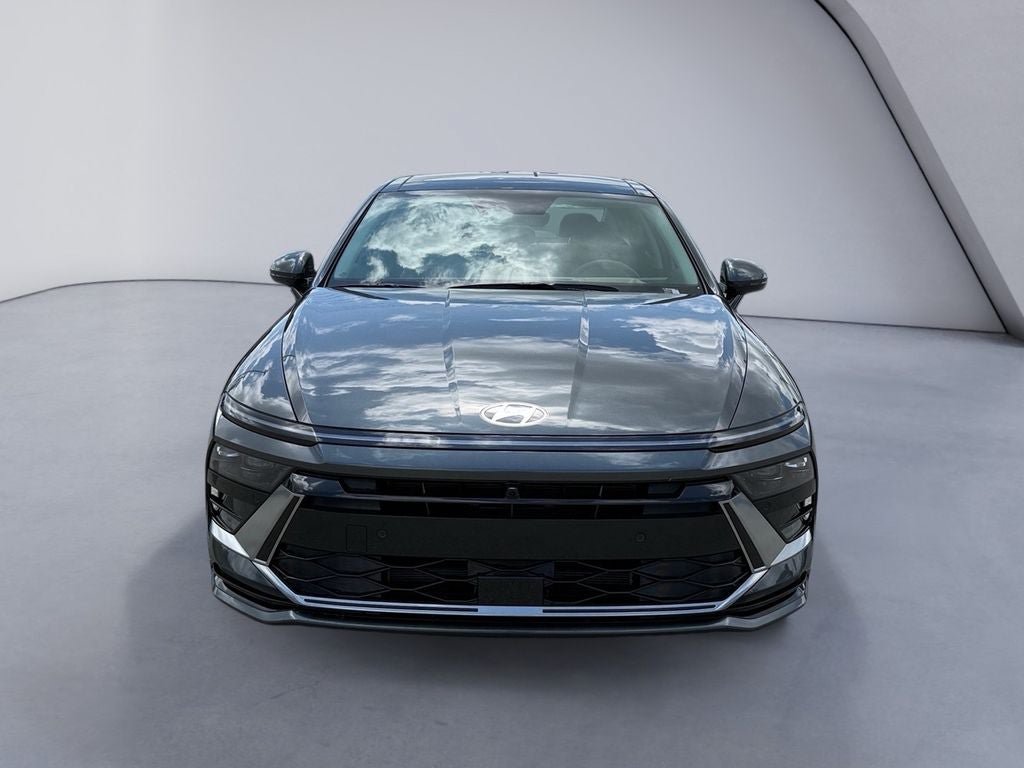 New 2026 Hyundai Sonata Limited FWD image 8