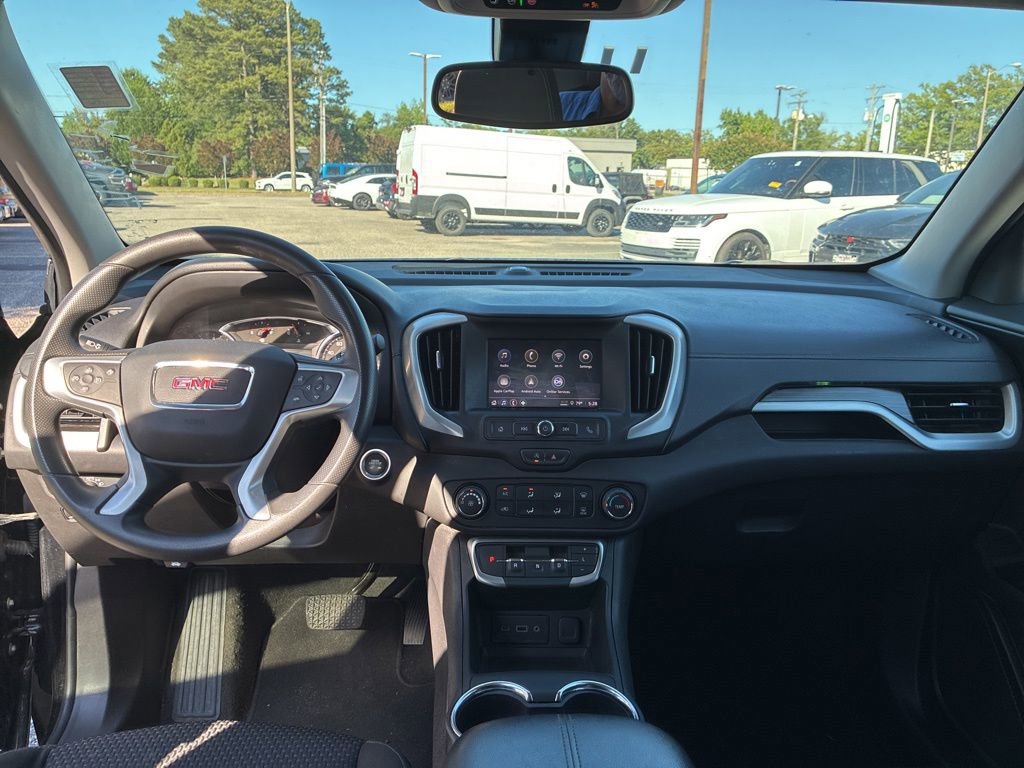 Used 2024 GMC Terrain SLE AWD/4WD image 24