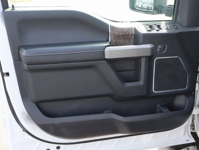 Used 2019 Ford F250 Lariat w/ Lariat Value Package AWD/4WD image 18