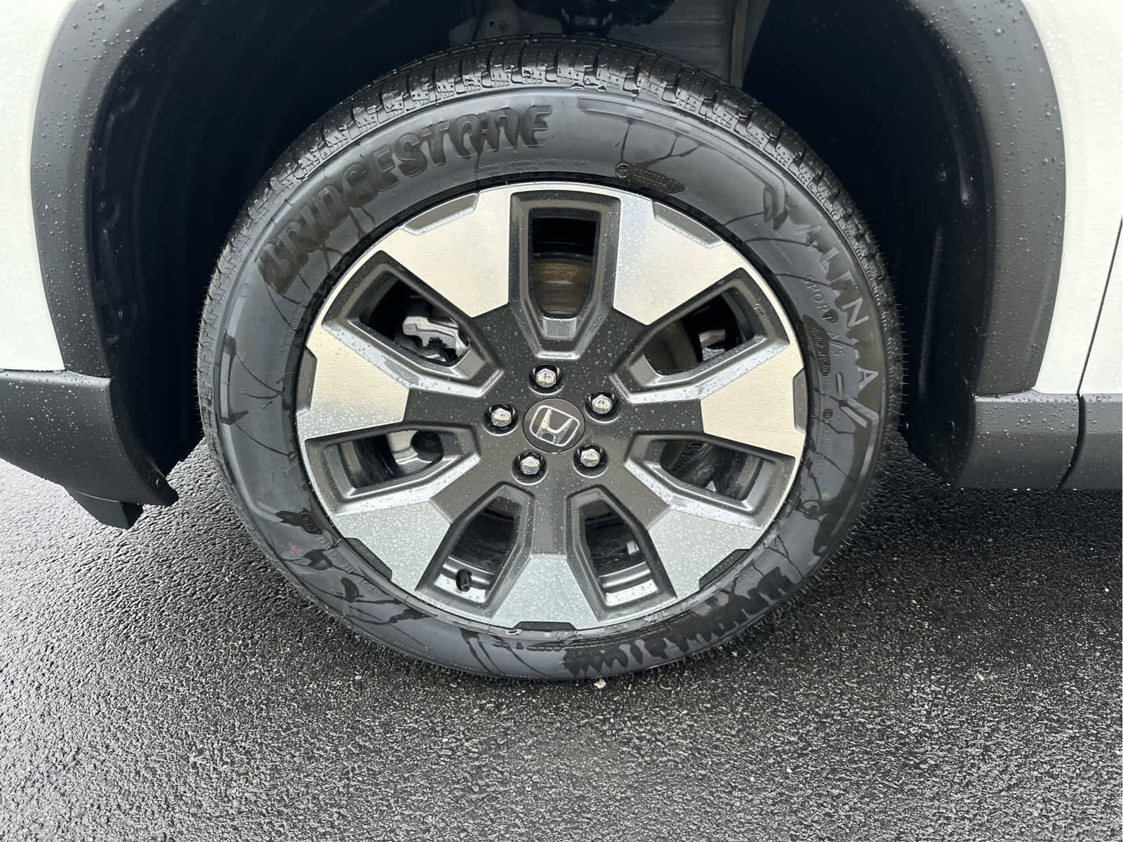 New 2026 Honda Pilot Touring image 11