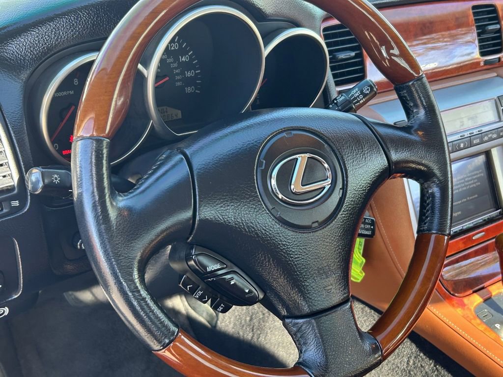 Used 2004 Lexus SC 430 Convertible image 20