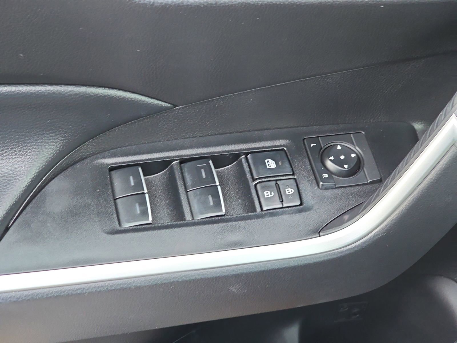 Used 2024 Toyota RAV4 XLE image 34