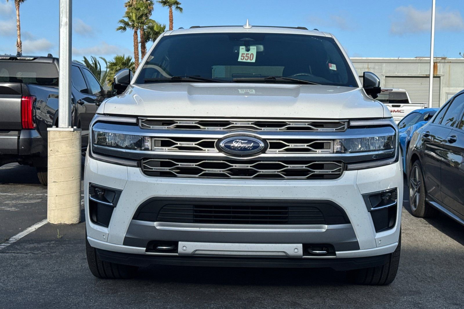 Used 2024 Ford Expedition Max Platinum image 3