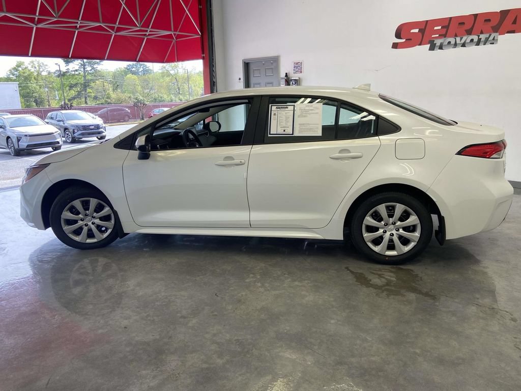 Used 2026 Toyota Corolla LE FWD image 6