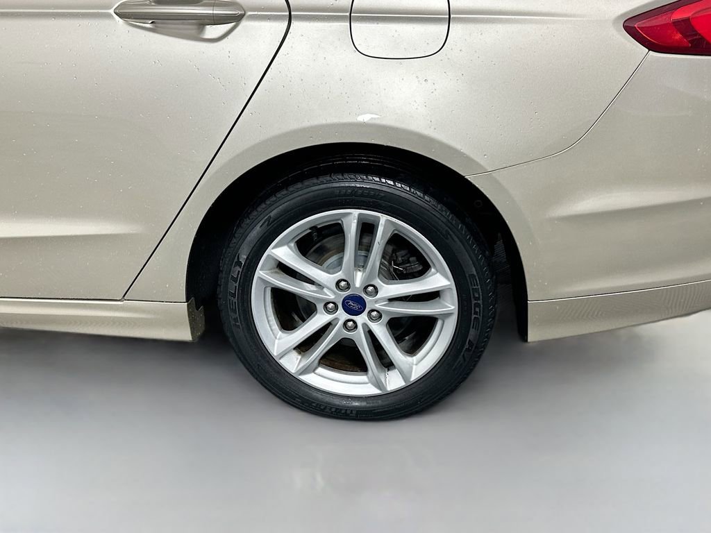 Used 2018 Ford Fusion S image 29