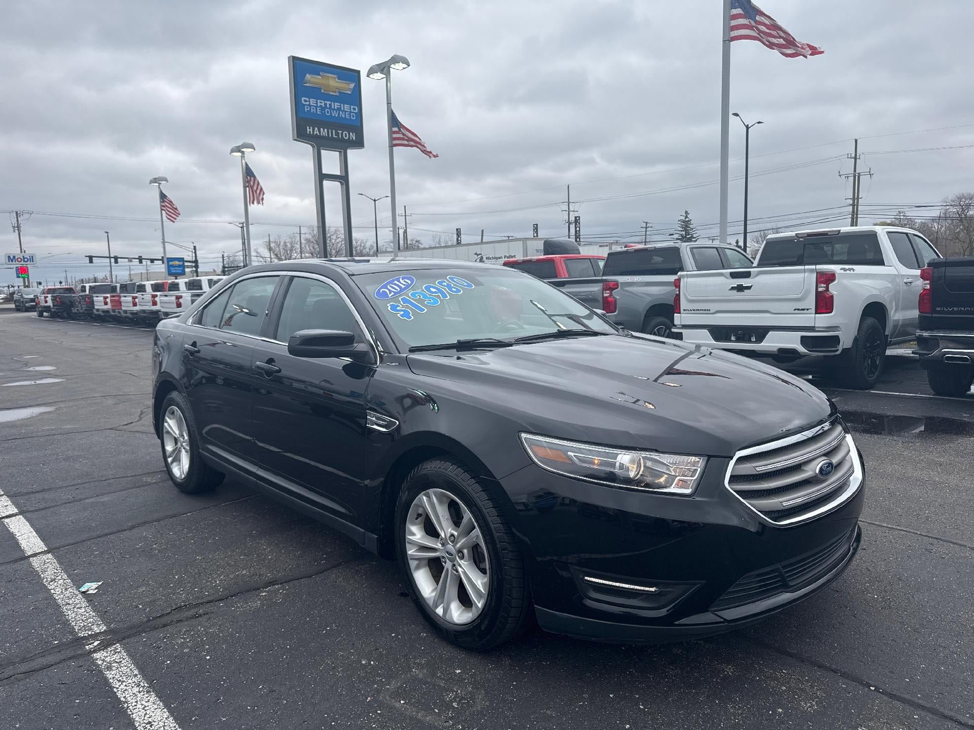 Used 2016 Ford Taurus SEL