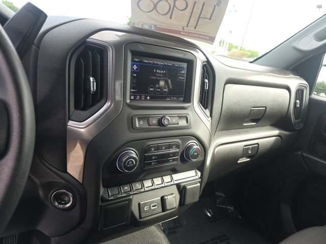 Used 2025 Chevrolet Silverado 1500 Custom AWD/4WD image 20