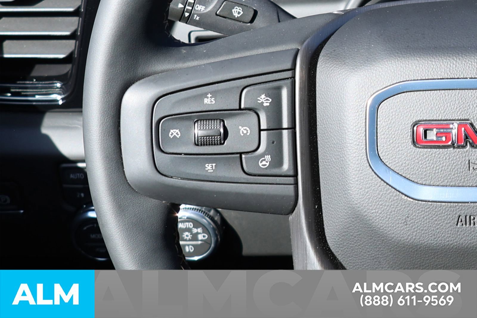 Used 2026 GMC Sierra 2500 AT4 image 28