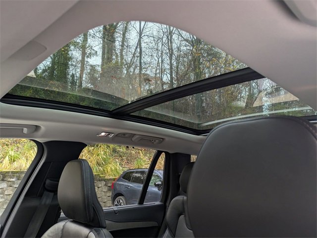 Certified 2022 Volvo XC90 T6 Inscription w/ Advanced Package image 10