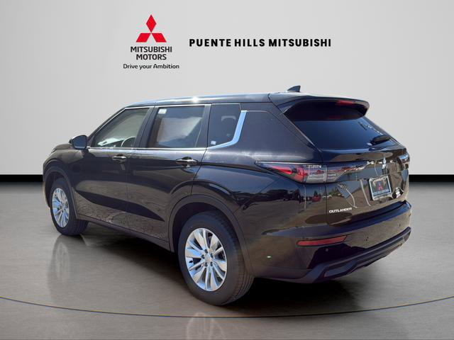 New 2026 Mitsubishi Outlander ES image 7