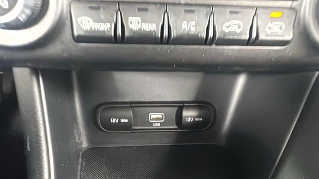 Used 2020 Kia Sportage LX w/ LX Popular Package image 27