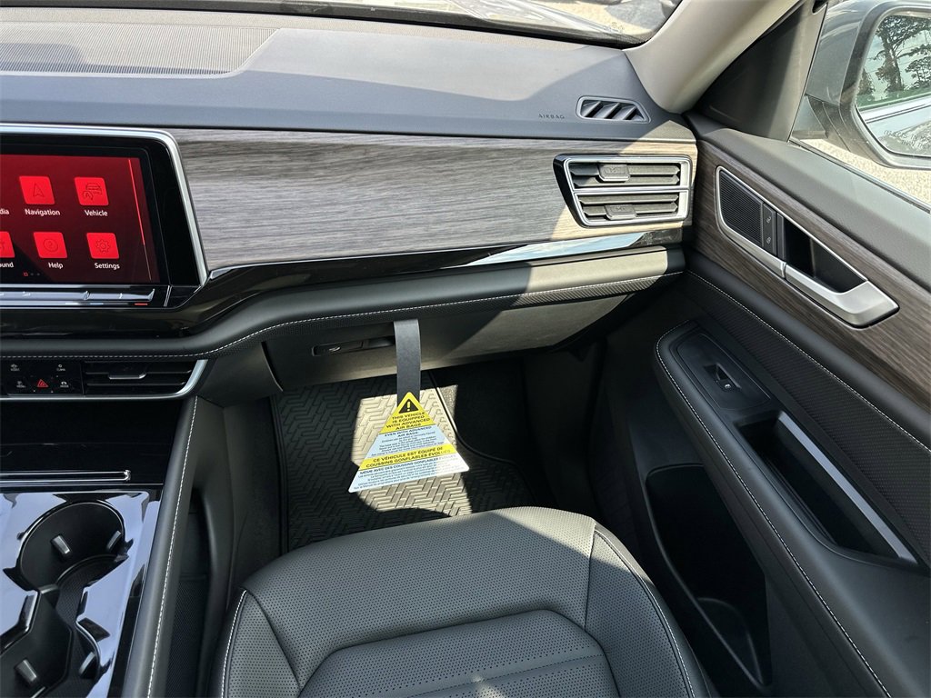 New 2026 Volkswagen Atlas SEL image 16