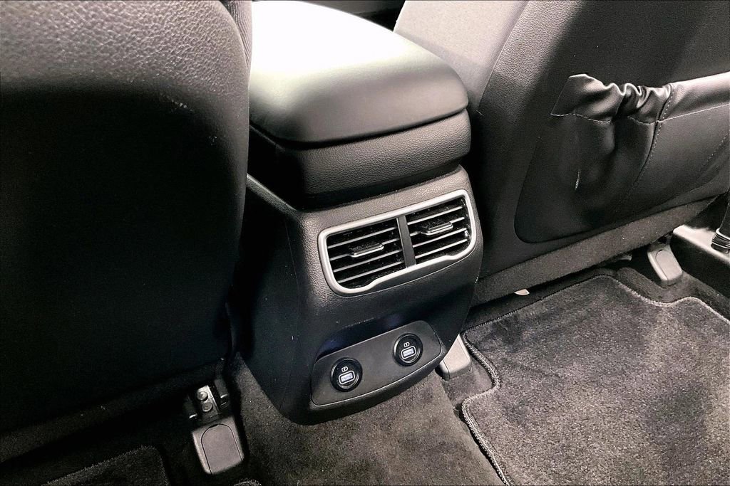 Used 2023 Hyundai Santa Fe SE w/ Cargo Package image 33