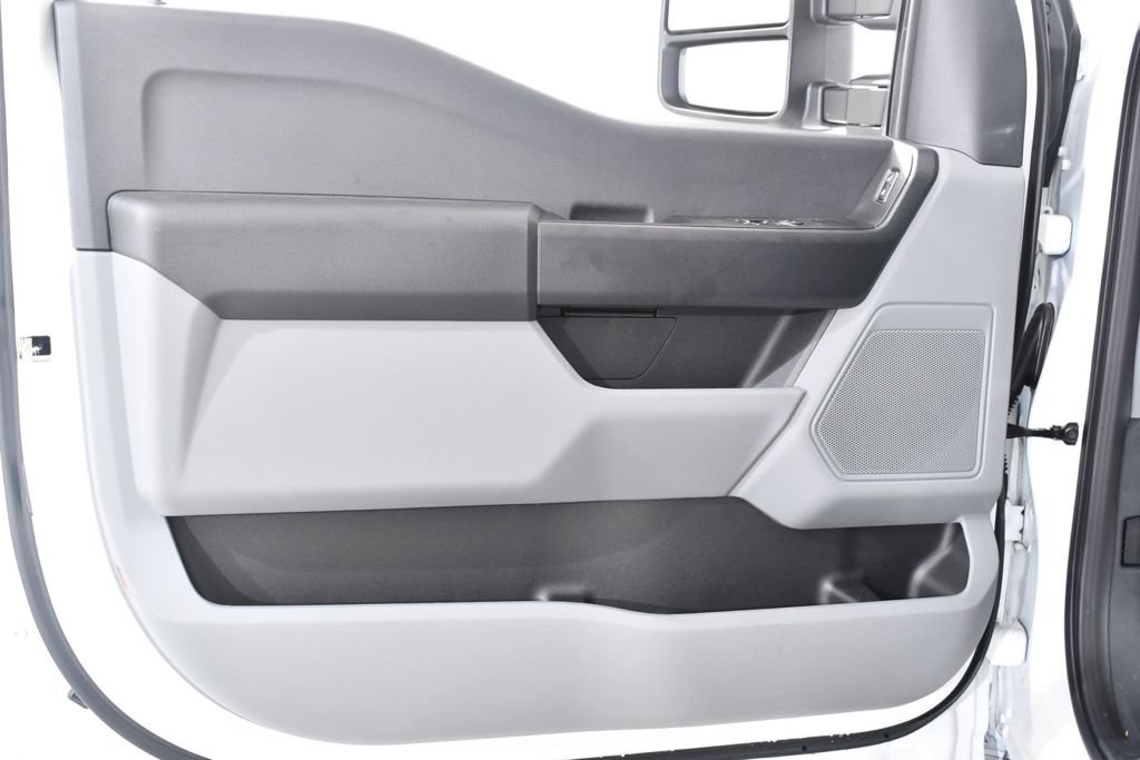 New 2026 Ford F550 4x4 Regular Cab Super Duty image 21