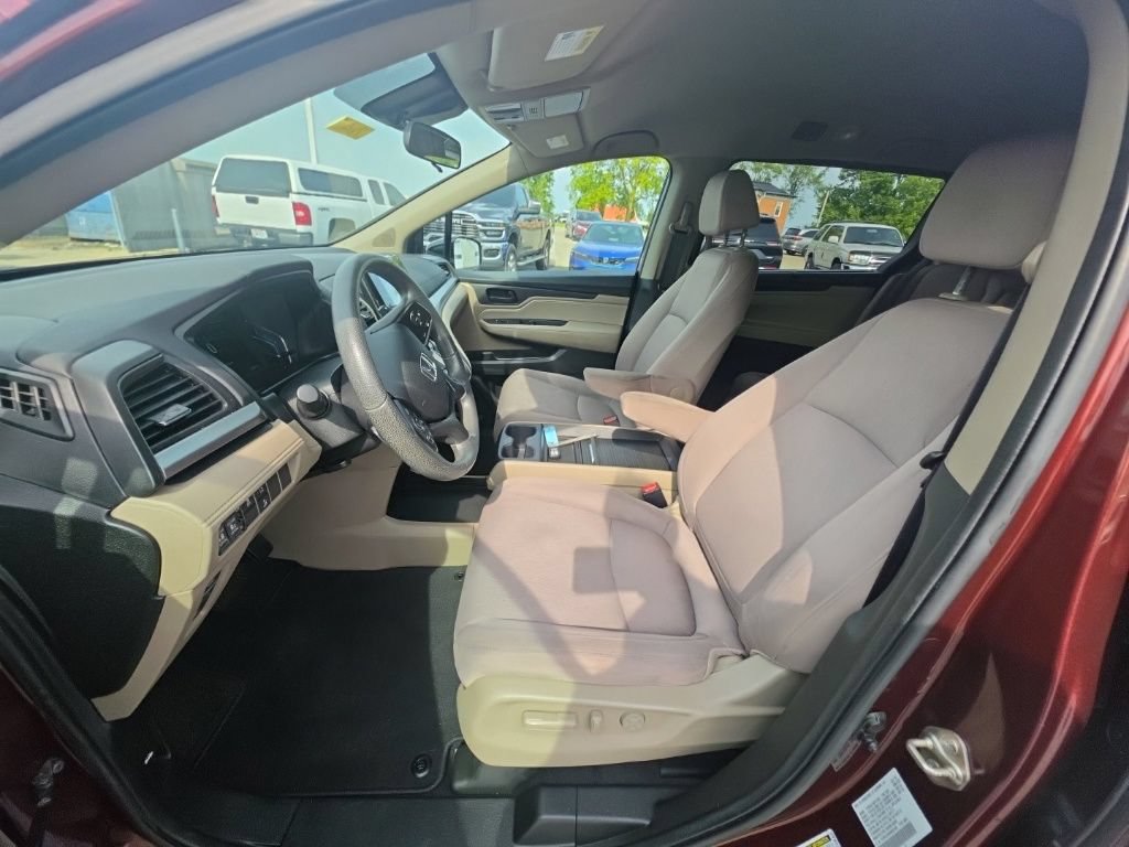 Used 2019 Honda Odyssey EX image 12