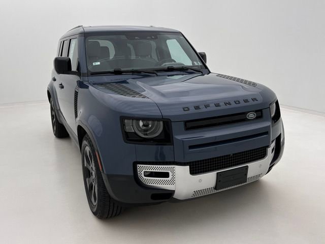 Used 2023 Land Rover Defender 110 SE AWD/4WD image 3