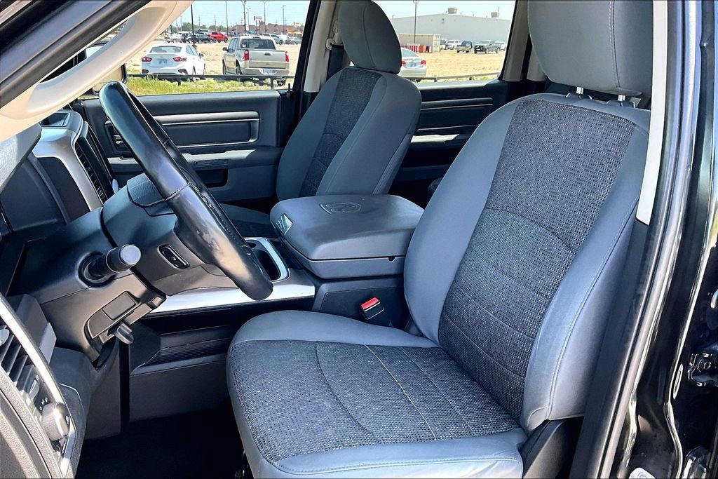 Used 2016 RAM 1500 Big Horn AWD/4WD image 23