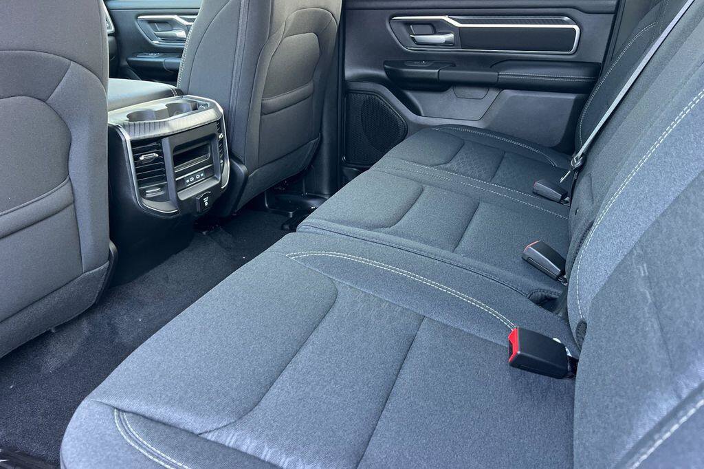 New 2026 RAM 1500 Big Horn AWD/4WD image 12