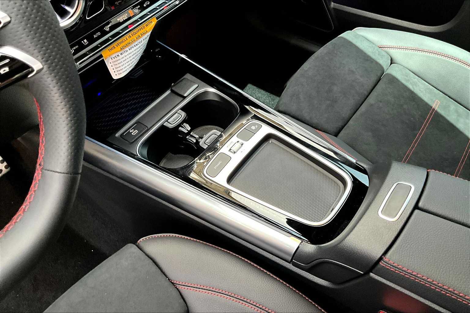 New 2025 Mercedes-Benz GLA 250 image 11